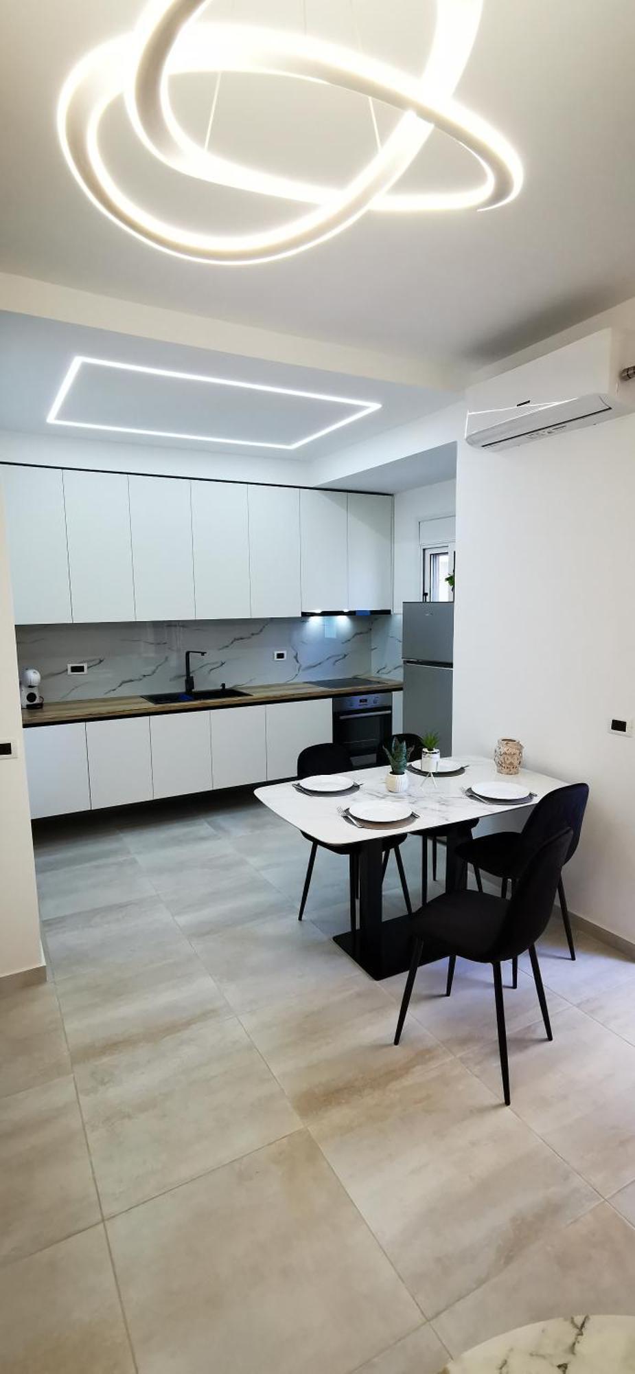 Duplex Lungomare Suites Vlorë Εξωτερικό φωτογραφία